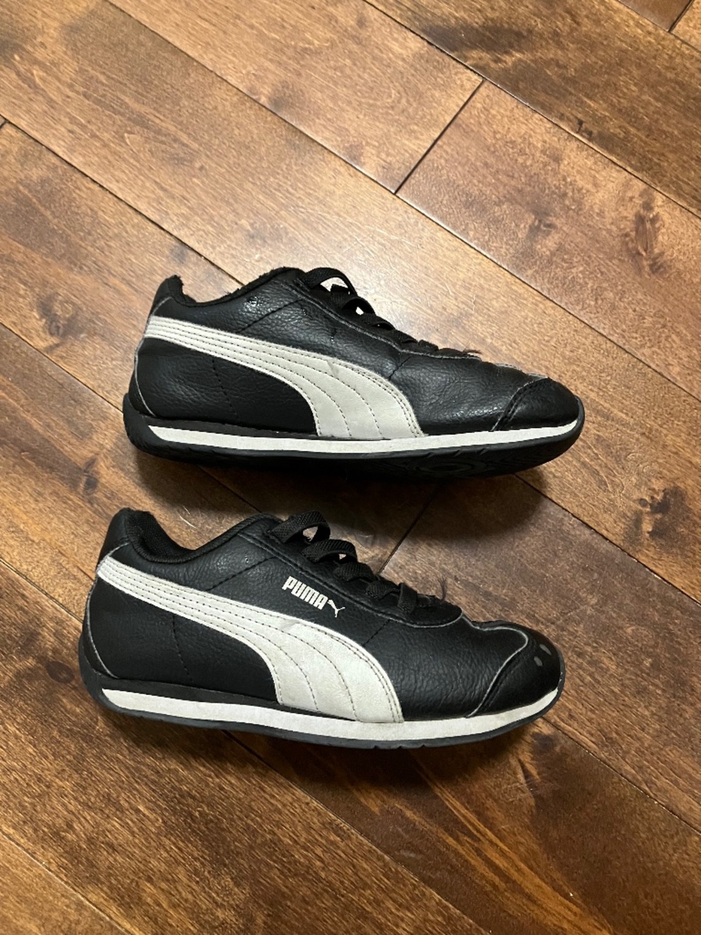 Puma Sneakers